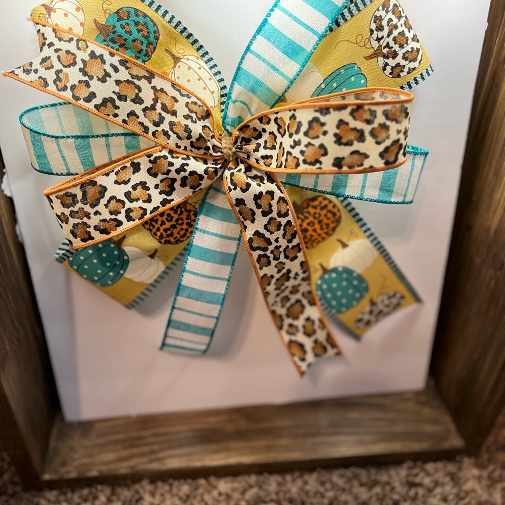 Fall bow - Picture 2 of 2